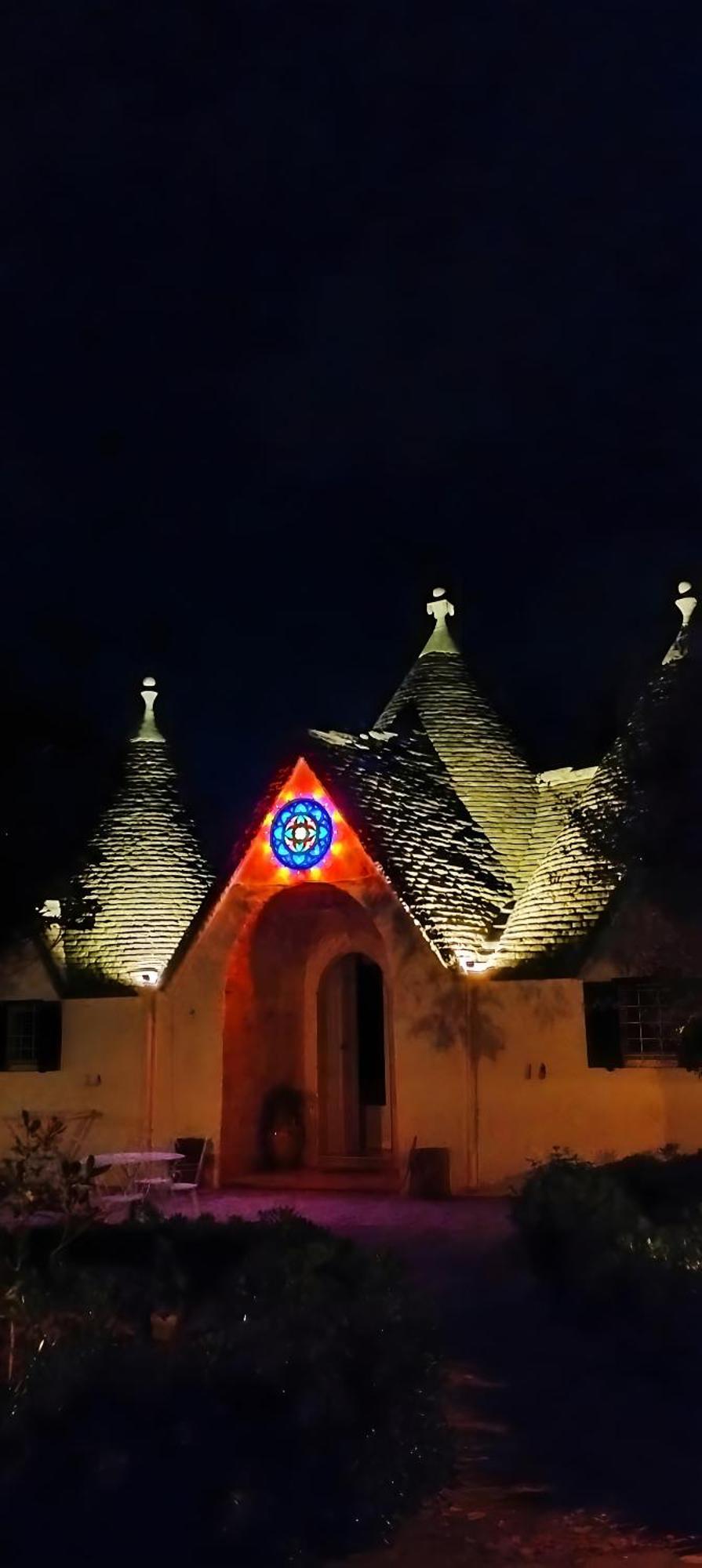 Trullo Degli Anelli In Masseria Cisternino Εξωτερικό φωτογραφία